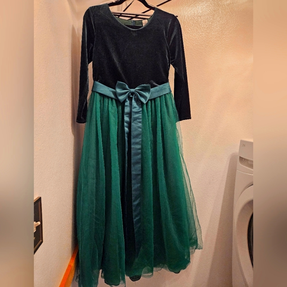 Girls semi formal dress. Full length, 3/4 sleeve
